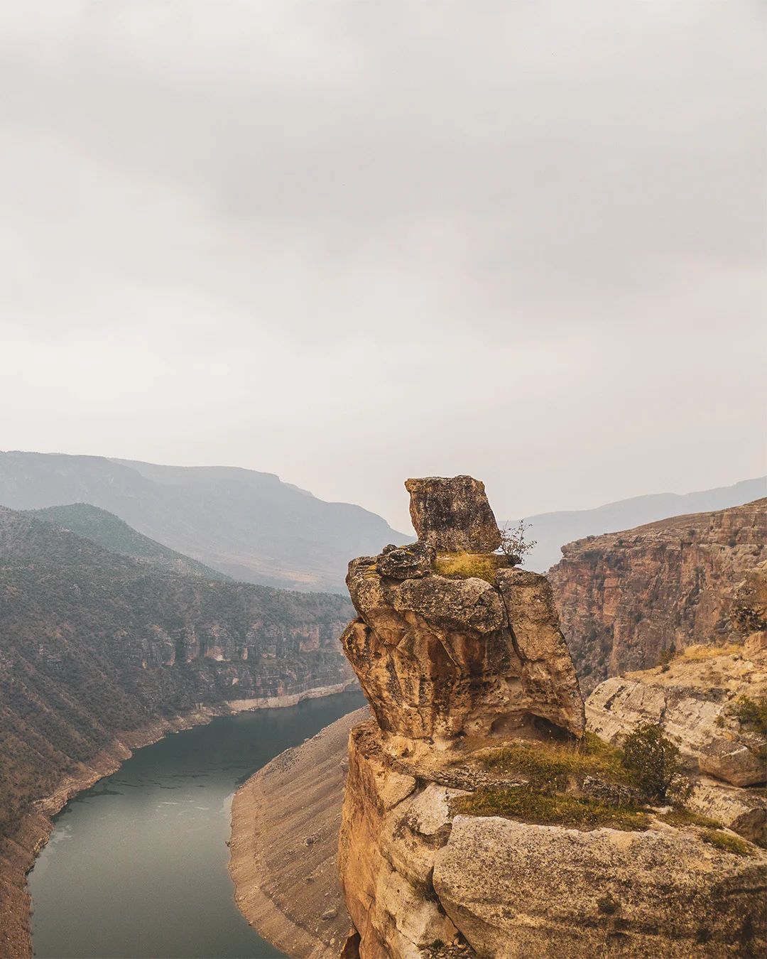 Siirt Tillo Kalesi Cam Seyir Terası: Osmanlı Mirasında Modern Turizm Altyapısı