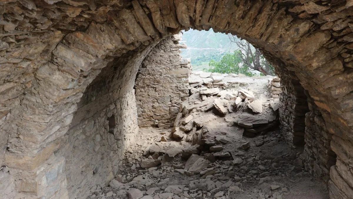 Siirt İrun Kalesi: Orta Çağ'ın Stratejik Savunma Mirasında Bir Dönüm Noktası