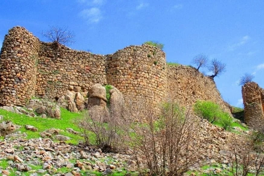 Siirt İncekaya Kalesi: Şirvan'ın Bin Yıllık Şato Mirası