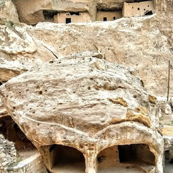 Batman Hasankeyf Kalesi: Dicle'nin Muhteşem Kaya Kalesi